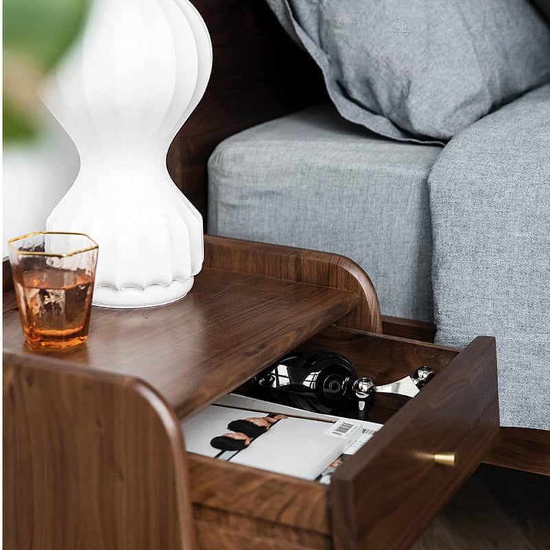 كومودينه بتصميم أنيق - CHANCE