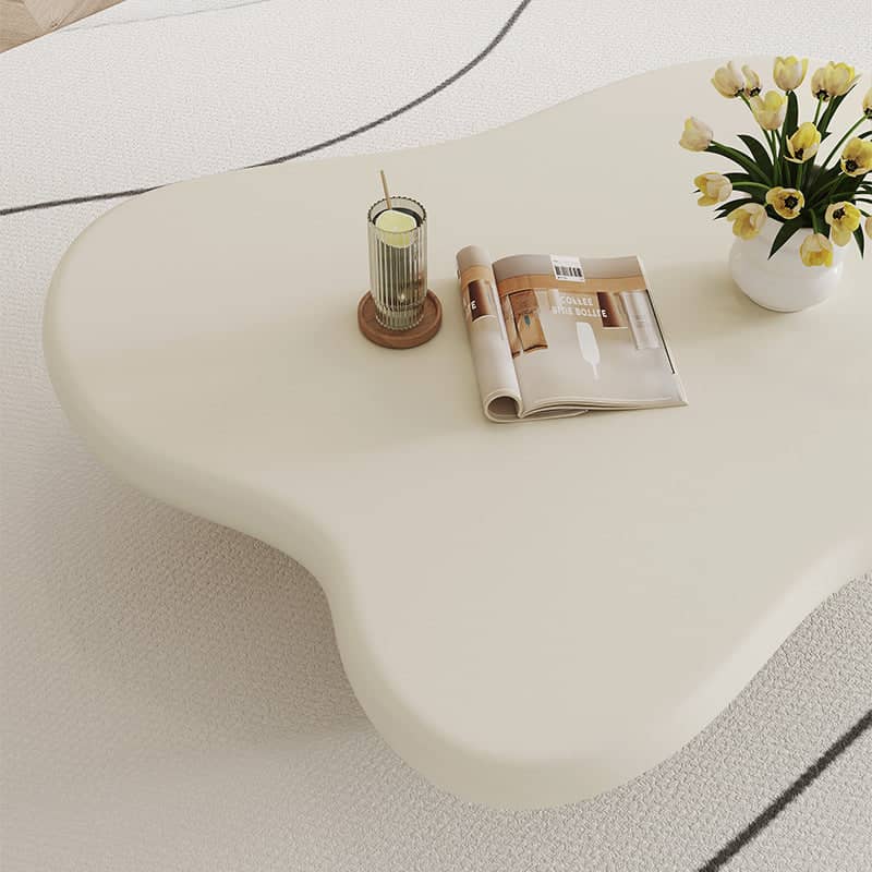 طاولة بتصميم مميز - LEGACY