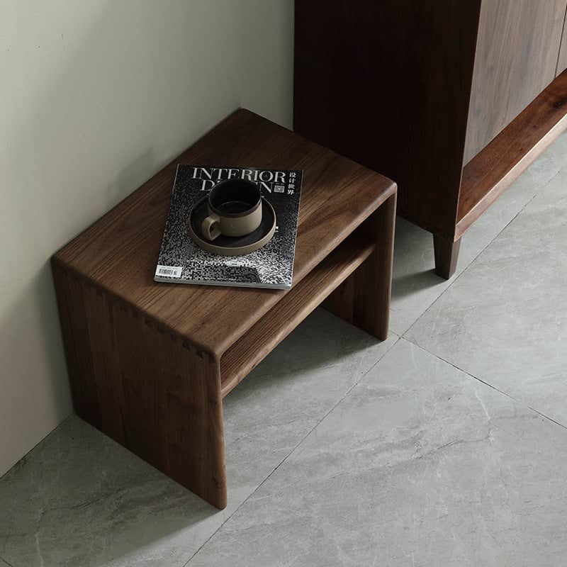 طاولة جانبية عملية