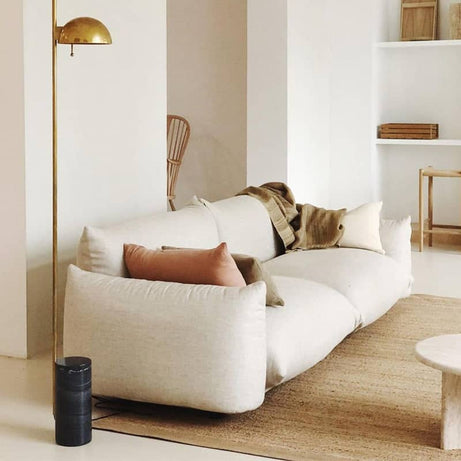 كنب بتصميم فريد - SELA