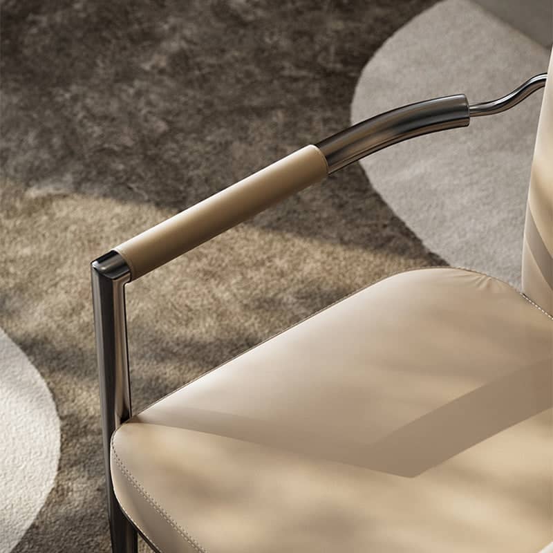 كرسي بتصميم جذاب - OASIS