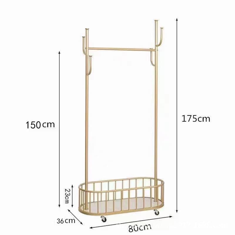 علاقة ملابس عصرية - MORE