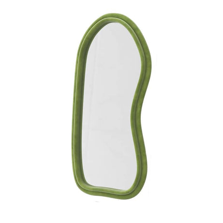 مرأه بتصميم شيك - PURE