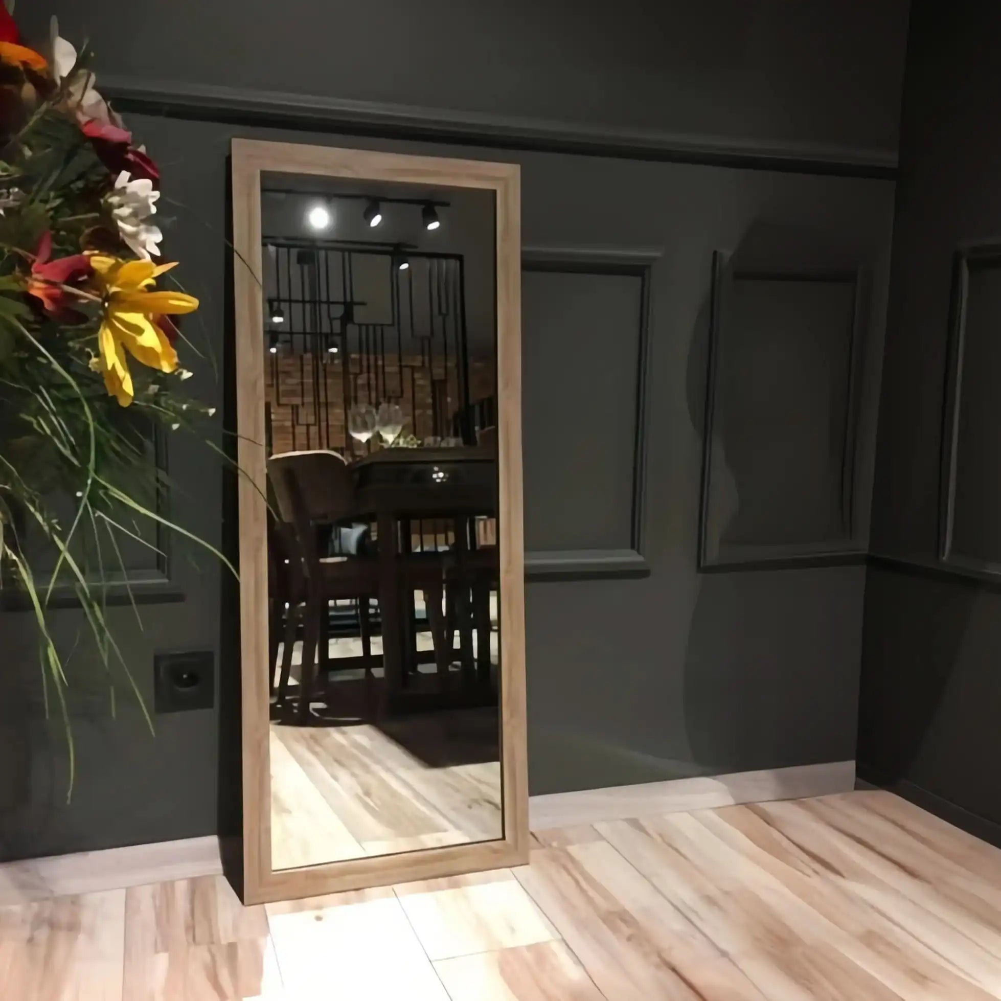 مرايا عصرية بتصميم أنيق - Baytuk