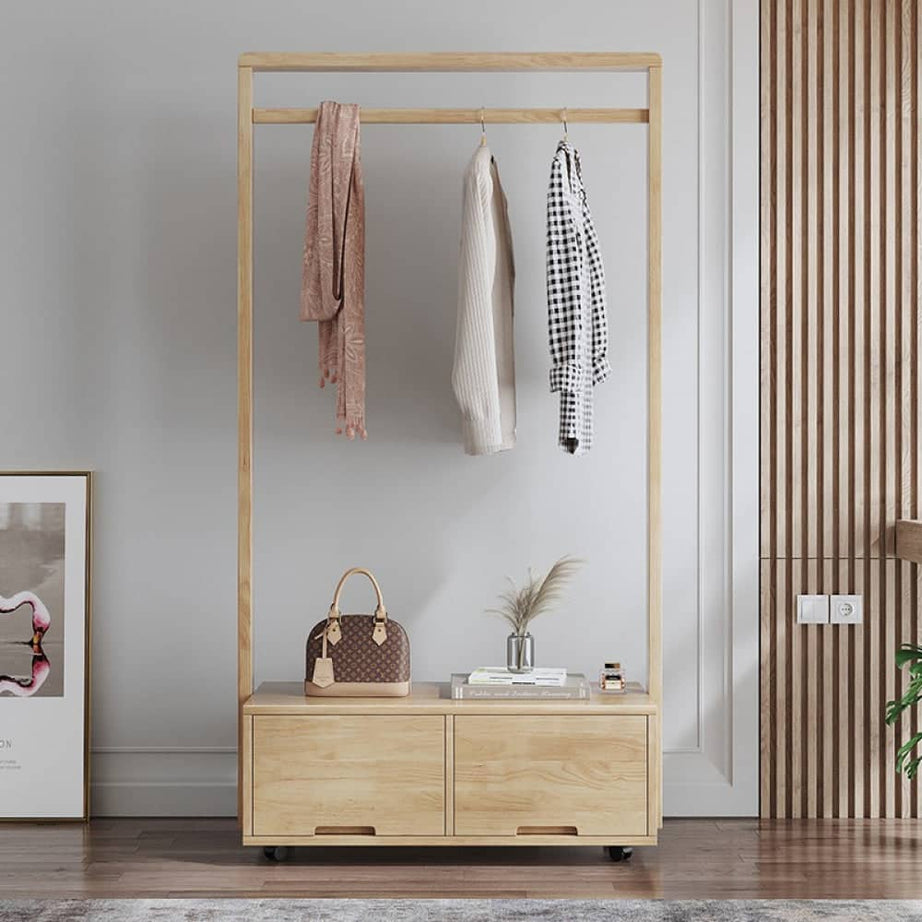 علاقة ملابس حديثة - RAZ