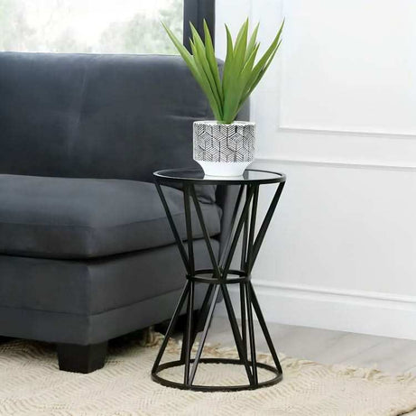 طاولة جانبية بتصميم جذاب - Baytuk