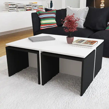 طاولة مع كراسي بتصميم مبتكر - Baytuk