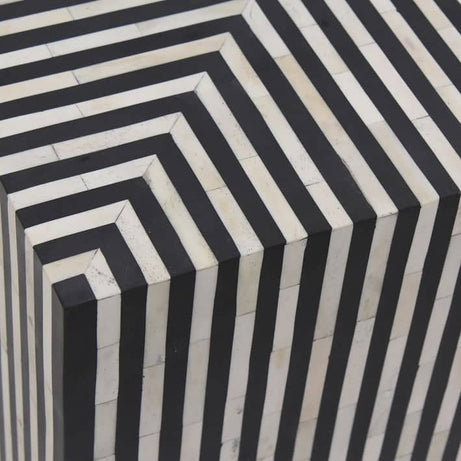 طاولة جانبية مبتكرة - LEGACY