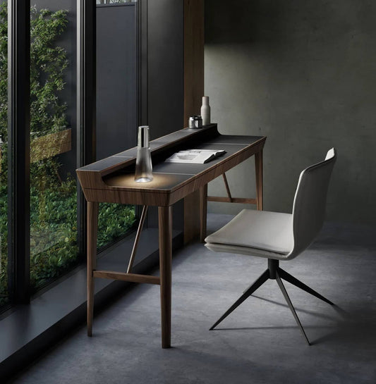 مكتب بتصميم مودرن - CLASSY