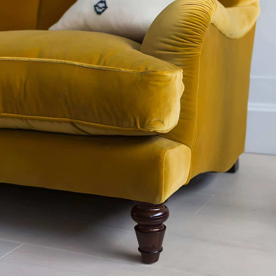 كنبة فاخرة خشب زان راقية - Baytuk