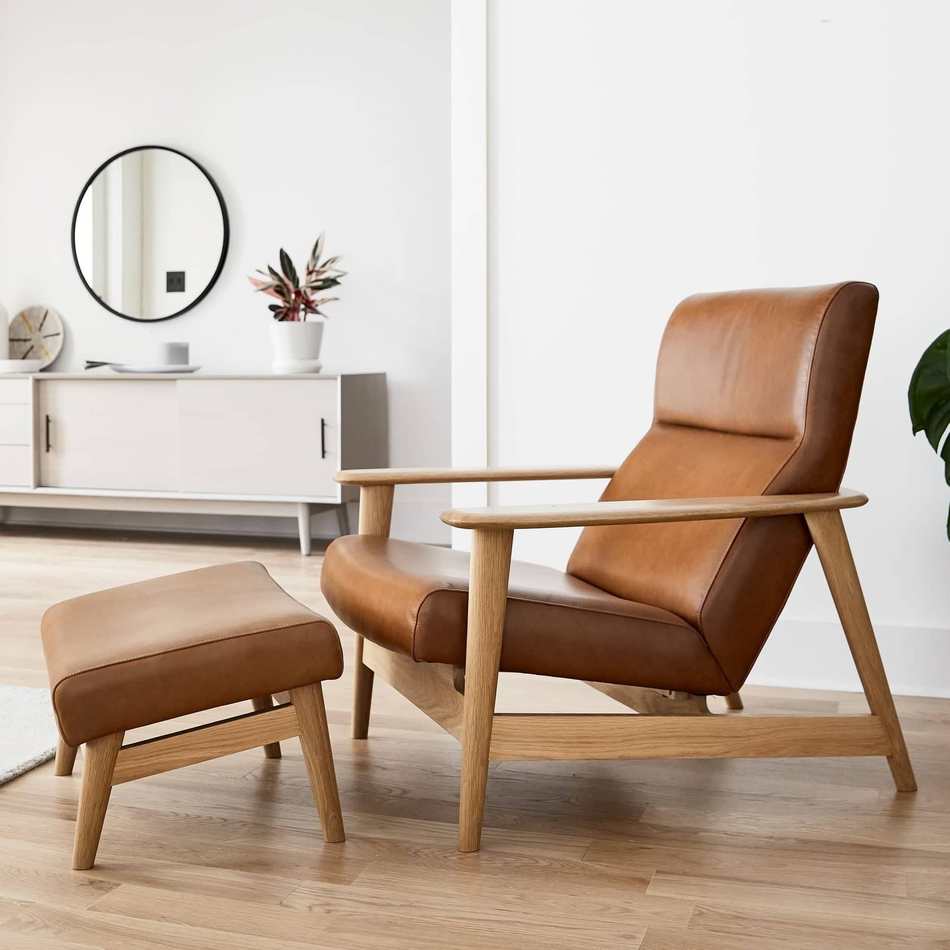 كرسي منفرد بتصميم أنيق - OASIS