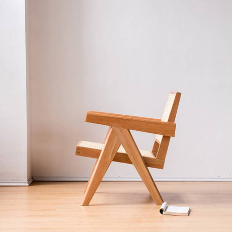 كرسي بتصميم ريفي - BAYTK