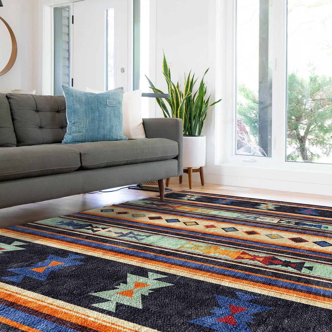 سجادة جذابة - SANE