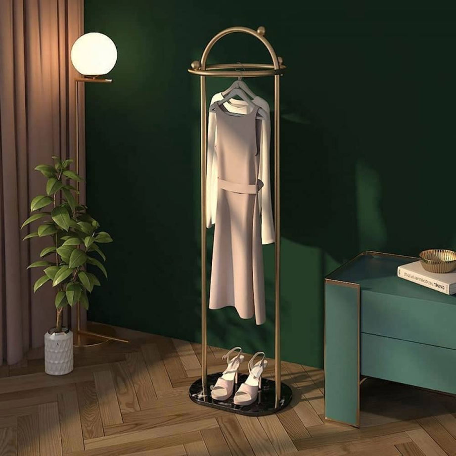 علاقة ملابس مودرن