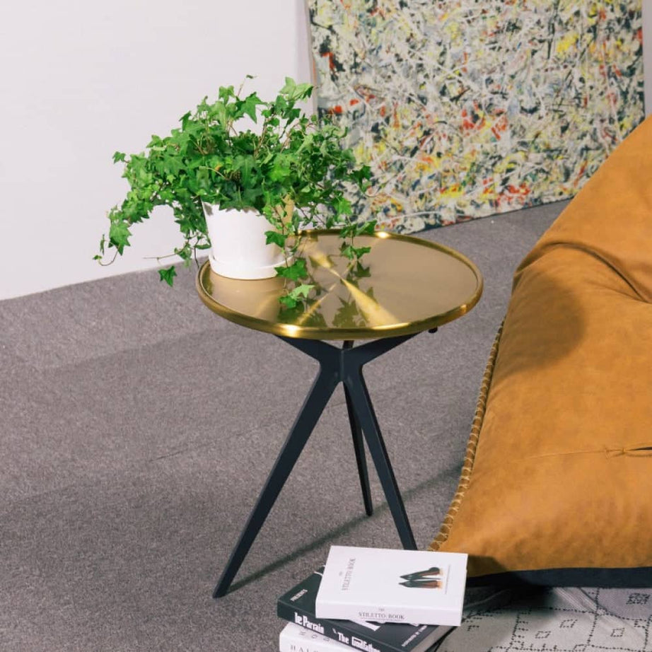 طاولة جانبية مميزة  - REVIVE